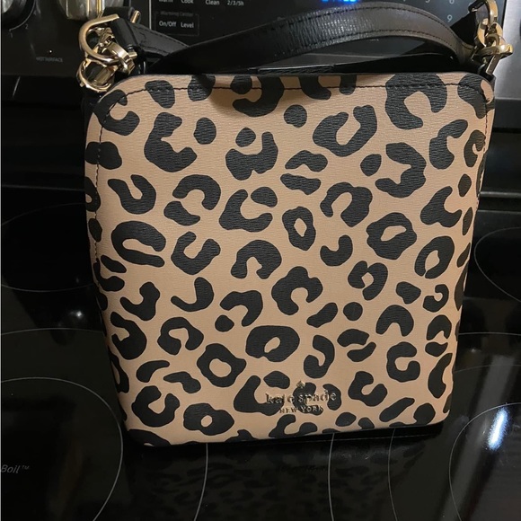 New Kate spade purse - Picture 1 of 3